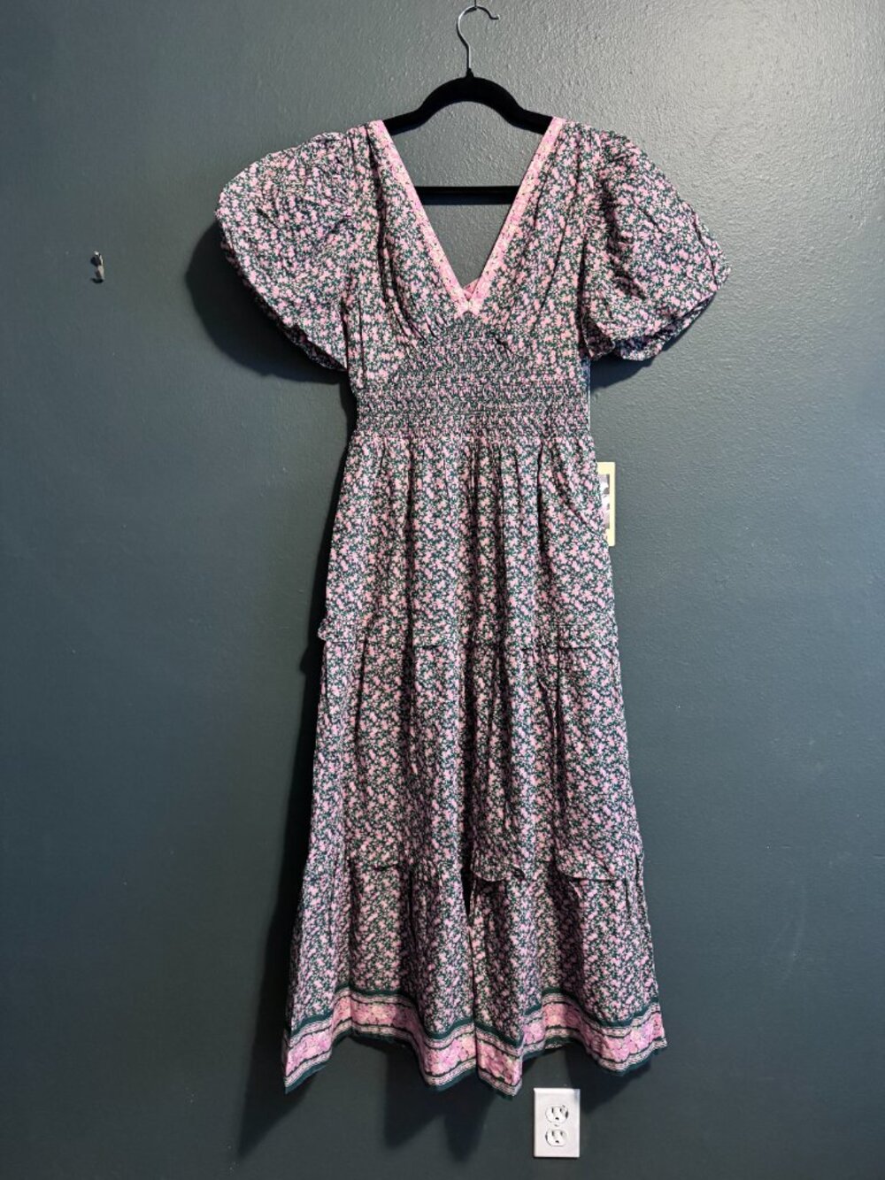 Trovata Birds of Paradis Smocked Floral Midi Dress - Tie Back - Picture 6 of 6